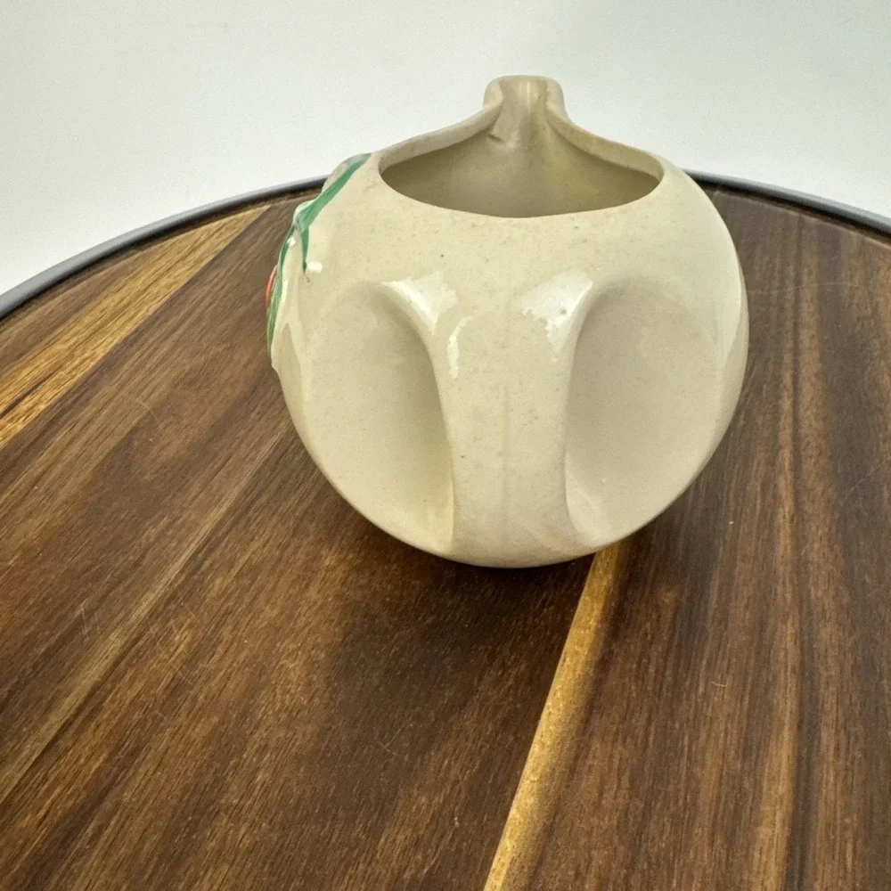 Vintage Apple Ceramic Creamer Sugar Salt‎ Pepper Shaker Set Cream Red Farmhouse